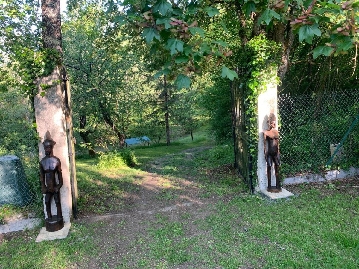 Blanzaguet-Saint-Cybard Le Jardin Des Hirondelles B&B 외부 사진