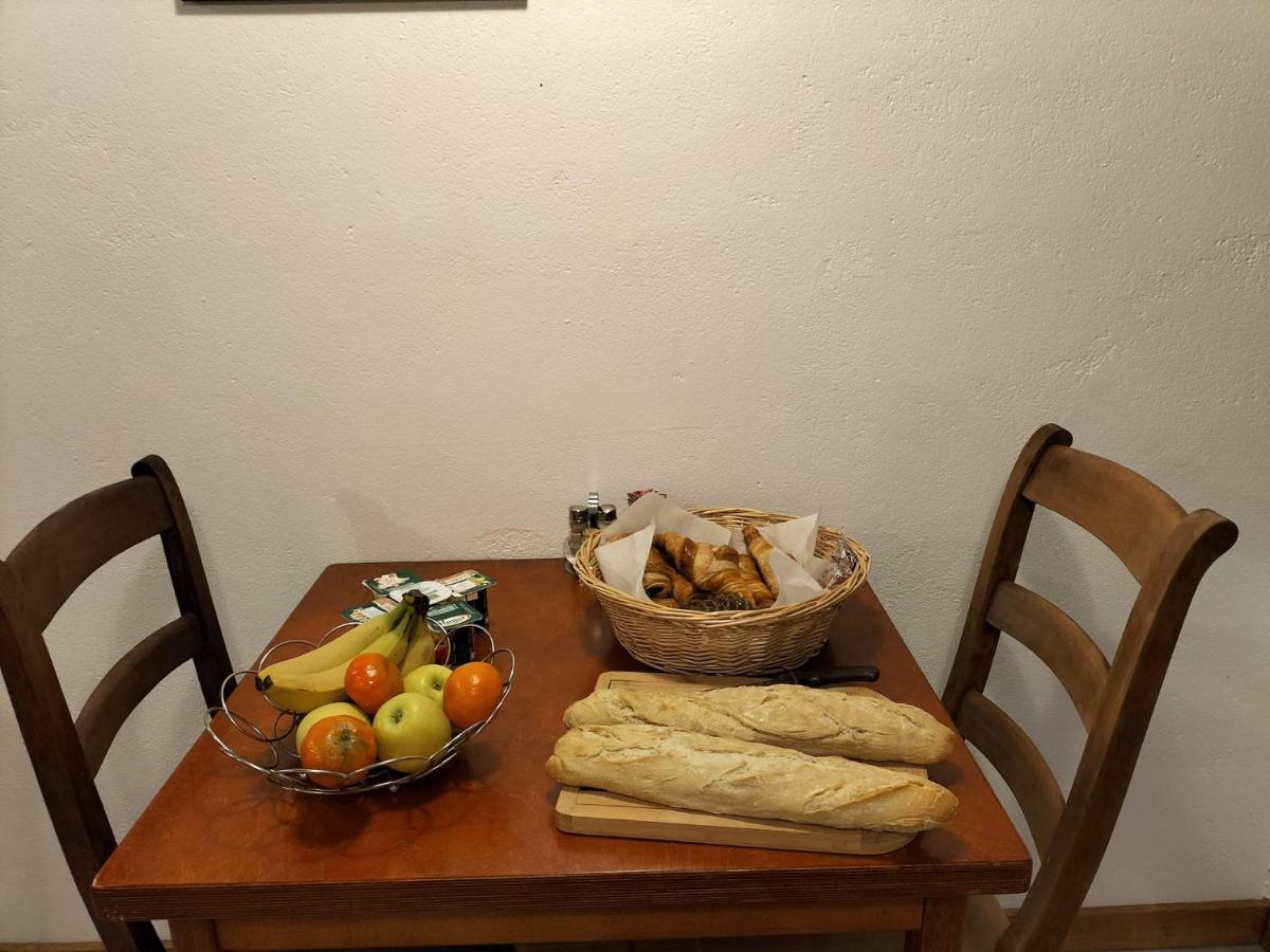 Blanzaguet-Saint-Cybard Le Jardin Des Hirondelles B&B 외부 사진