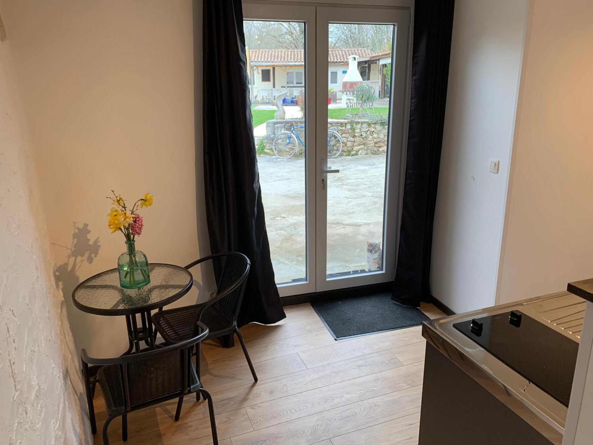 Blanzaguet-Saint-Cybard Le Jardin Des Hirondelles B&B 외부 사진